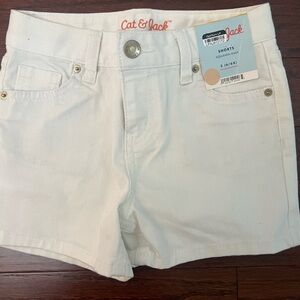 New net cat & Jack white denim jean shorts